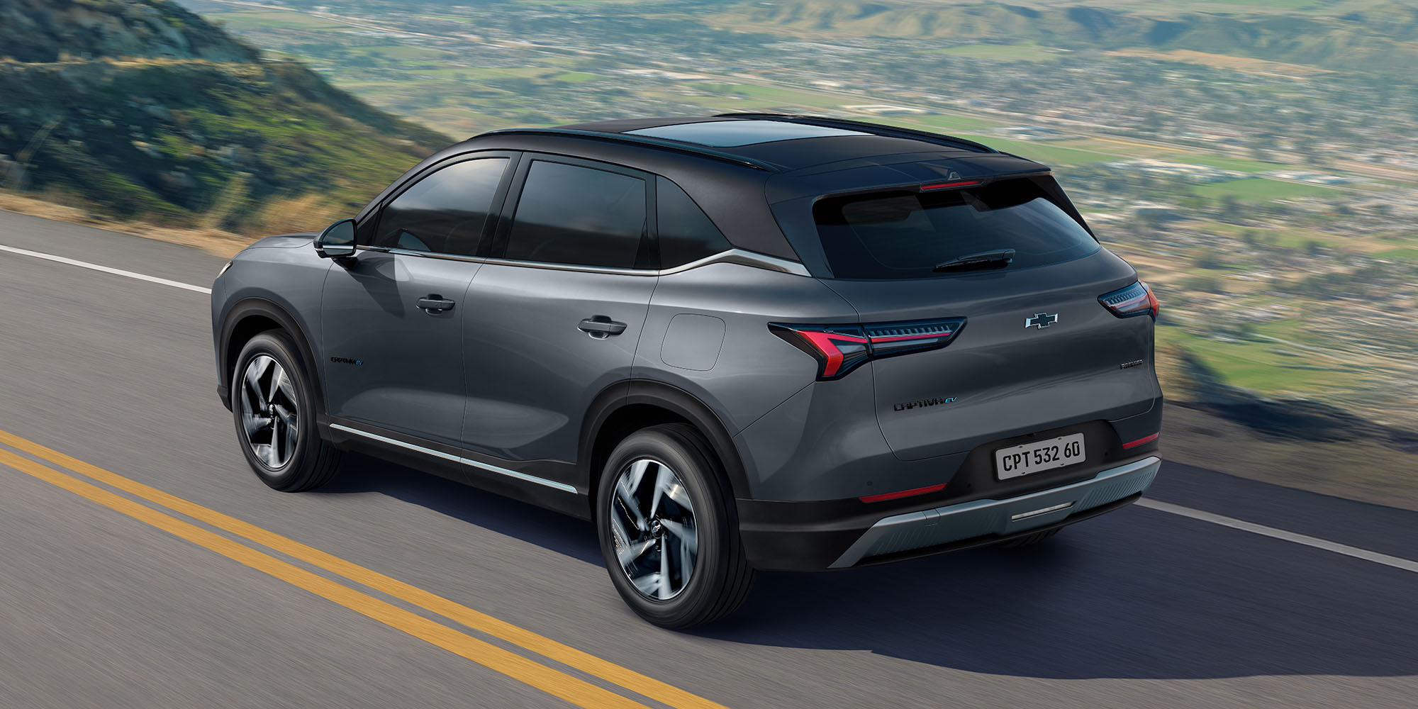 Vista lateral trasera Chevrolet Captiva EV